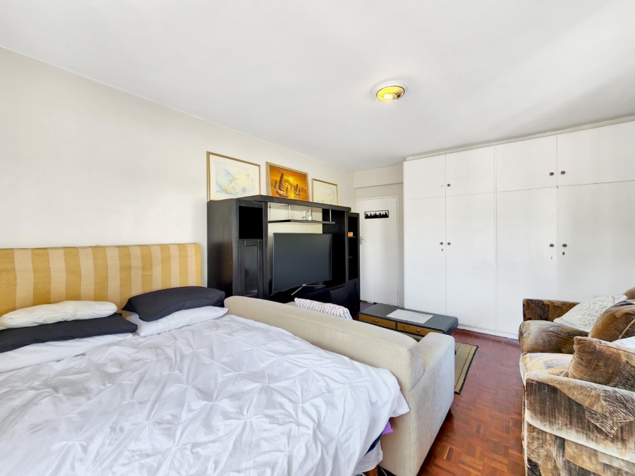 2 Bedroom Property for Sale in Gardens Western Cape